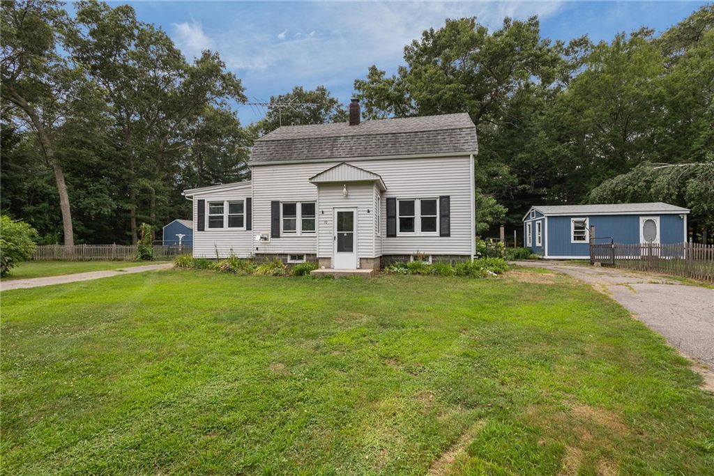 10 Ellis Road, North Kingstown, RI 02852