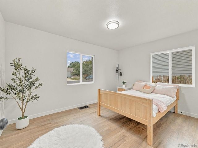 1967 Macon St, Aurora, CO 80010