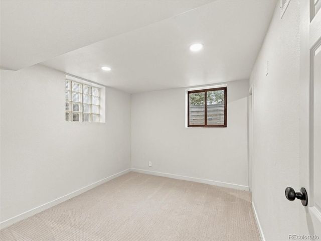 1967 Macon St, Aurora, CO 80010