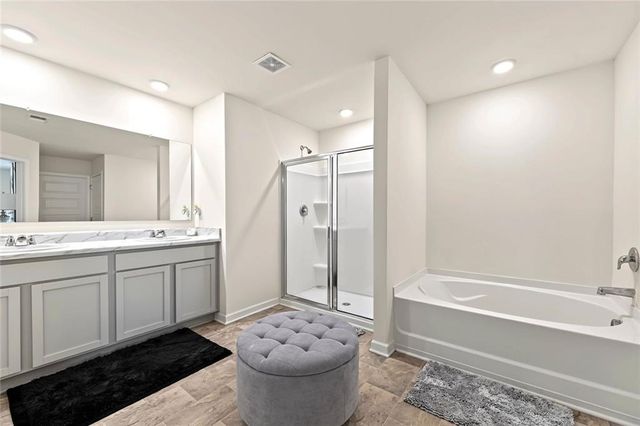 102 Hampton Circle, Mcdonough, GA 30253