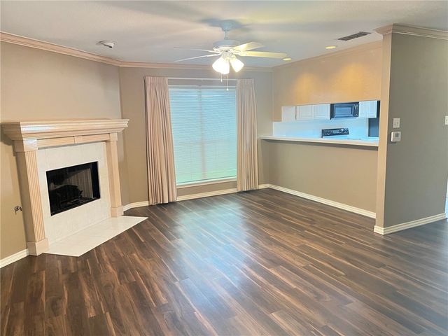 4022 Wood River Dr 2C, Corpus Christi, TX 78410