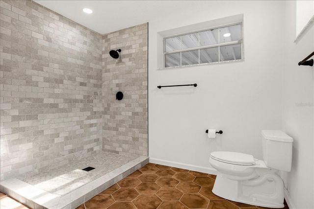 615 W WINTER PARK STREET, Orlando, FL 32804