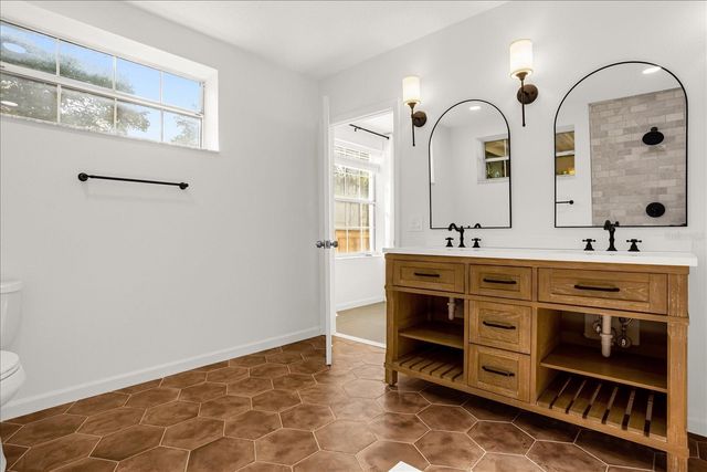 615 W WINTER PARK STREET, Orlando, FL 32804