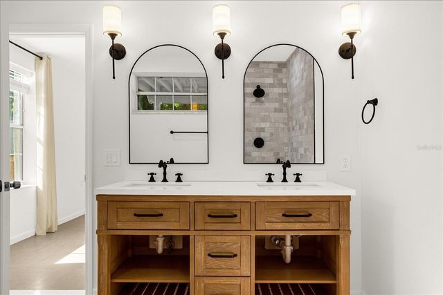 615 W WINTER PARK STREET, Orlando, FL 32804