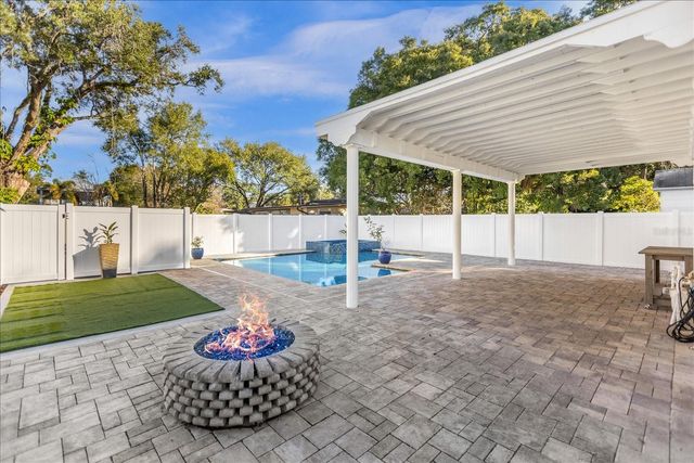 615 W WINTER PARK STREET, Orlando, FL 32804