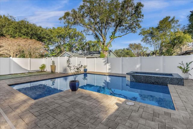 615 W WINTER PARK STREET, Orlando, FL 32804