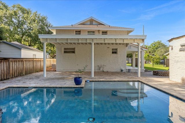 615 W WINTER PARK STREET, Orlando, FL 32804