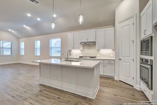 2031 Stephanie Avenue, New Braunfels, TX 78132