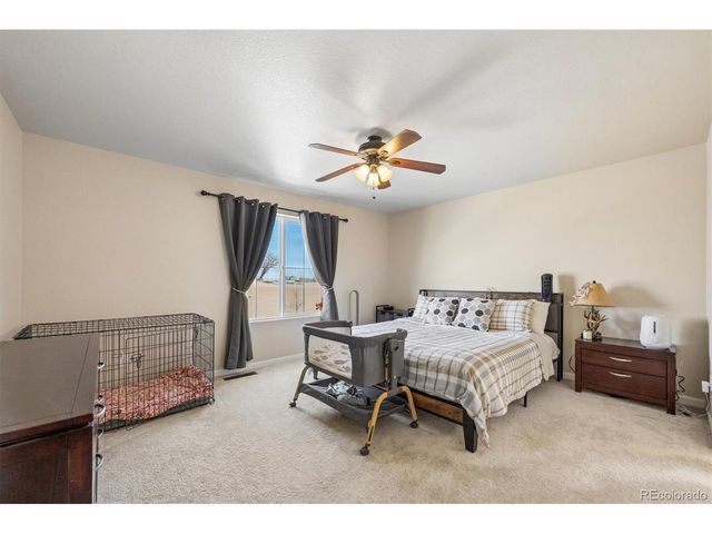 2445 Harlequin Pl, Johnstown, CO 80534