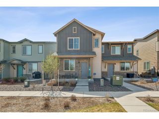 2445 Harlequin Pl, Johnstown, CO 80534