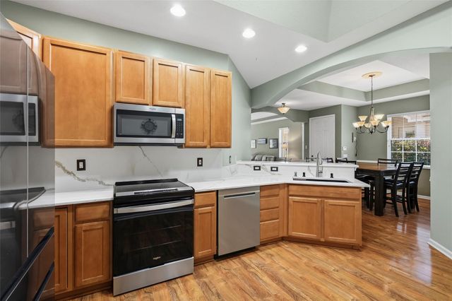 730 NW Red Pine Way, Jensen Beach, FL 34957