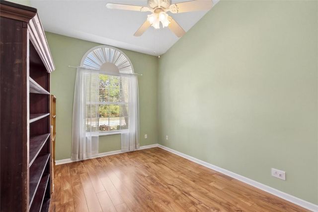 730 NW Red Pine Way, Jensen Beach, FL 34957