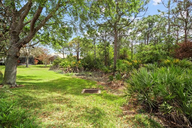 730 NW Red Pine Way, Jensen Beach, FL 34957