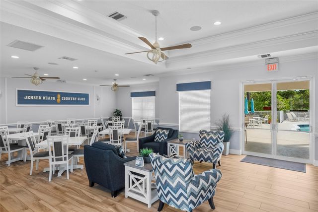 730 NW Red Pine Way, Jensen Beach, FL 34957