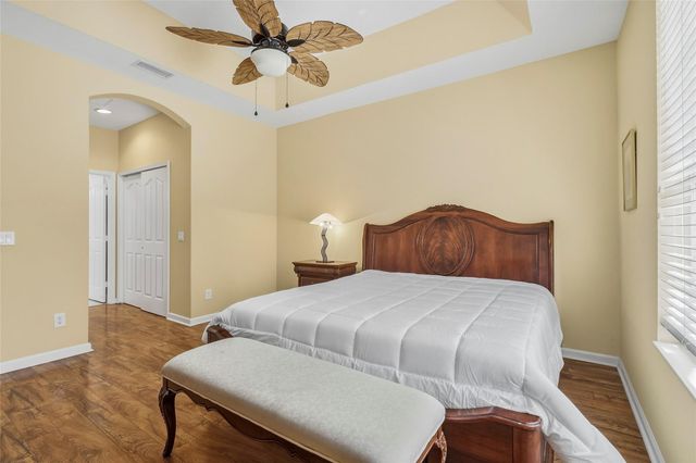 730 NW Red Pine Way, Jensen Beach, FL 34957