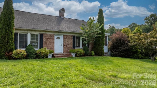 15 6th Em Street, Marion, NC 28752