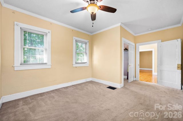 15 6th Em Street, Marion, NC 28752