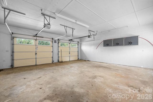 15 6th Em Street, Marion, NC 28752