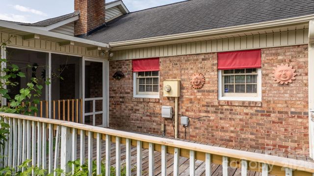 15 6th Em Street, Marion, NC 28752