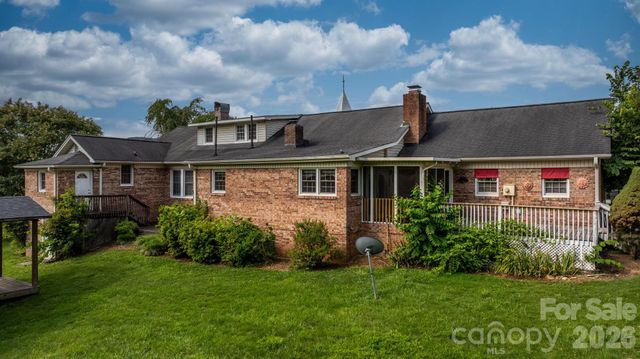 15 6th Em Street, Marion, NC 28752