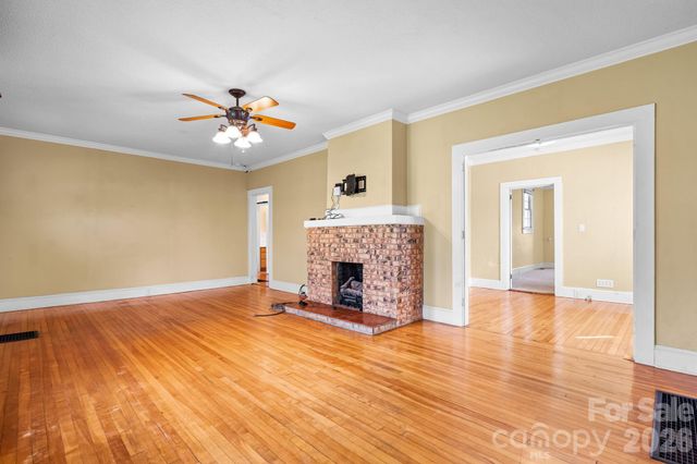 15 6th Em Street, Marion, NC 28752