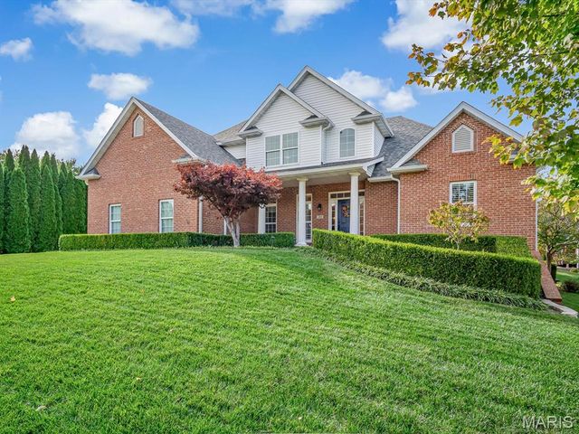 20 Country Club View, Edwardsville, IL 62025