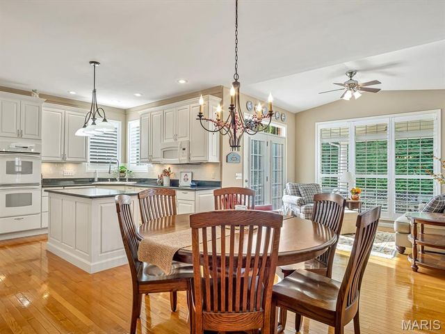20 Country Club View, Edwardsville, IL 62025