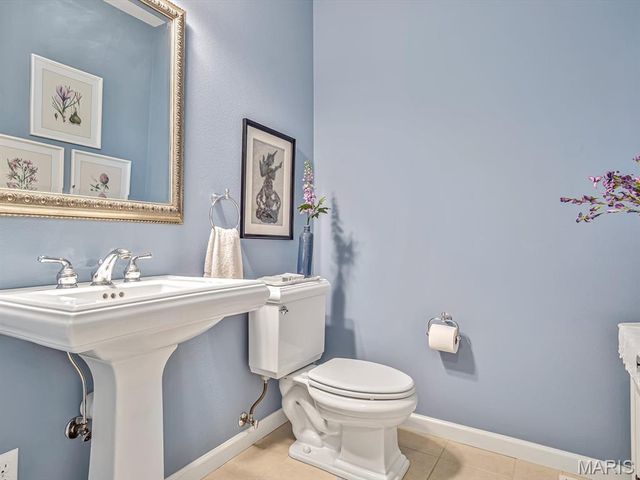 20 Country Club View, Edwardsville, IL 62025