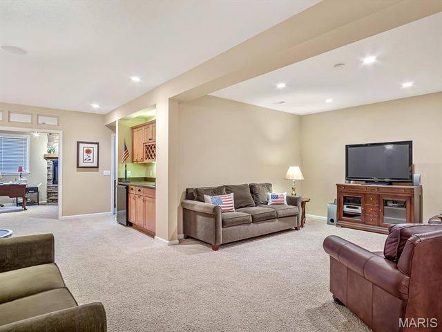 20 Country Club View, Edwardsville, IL 62025