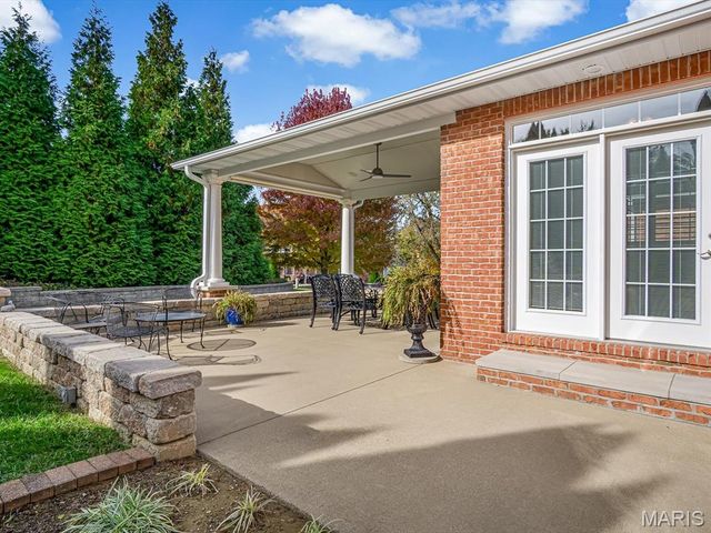 20 Country Club View, Edwardsville, IL 62025