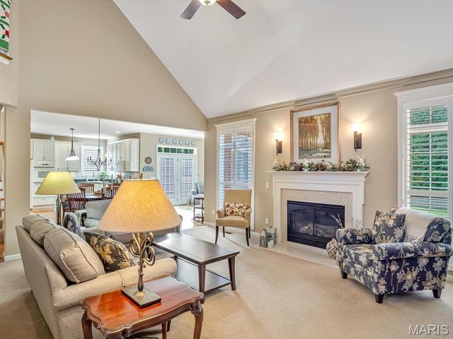 20 Country Club View, Edwardsville, IL 62025