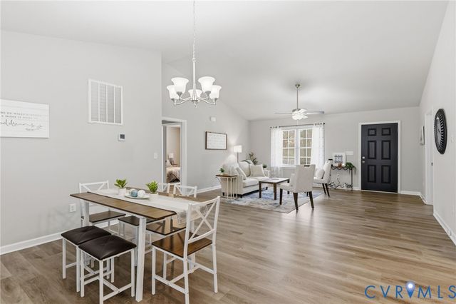 10541 Lunswood Rd, Chesterfield, VA 23831