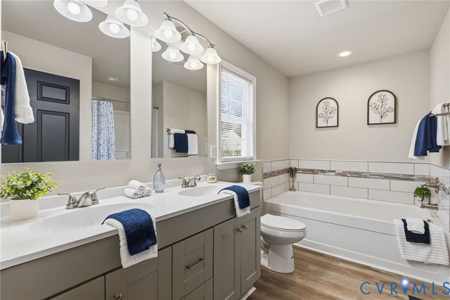 10541 Lunswood Rd, Chesterfield, VA 23831