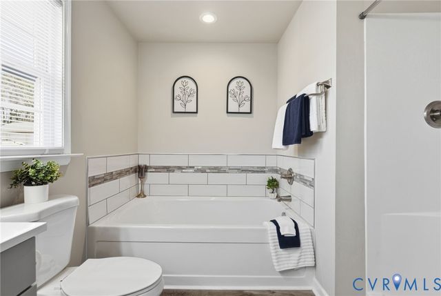 10541 Lunswood Rd, Chesterfield, VA 23831