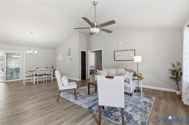 10541 Lunswood Rd, Chesterfield, VA 23831