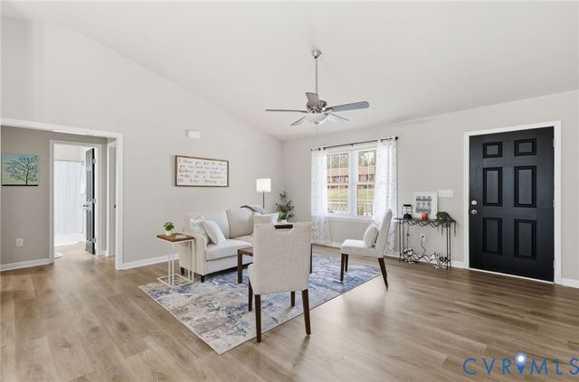 10541 Lunswood Rd, Chesterfield, VA 23831