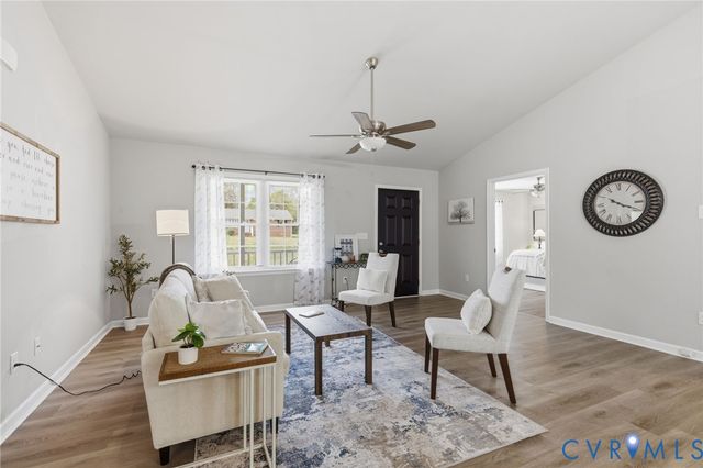 10541 Lunswood Rd, Chesterfield, VA 23831