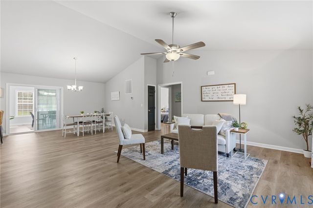 10541 Lunswood Rd, Chesterfield, VA 23831