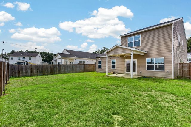 301 Torslanda Lane, Summerville, SC 29486