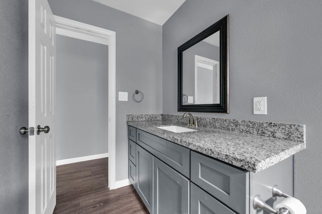 7919 Brays Street B, Houston, TX 77012