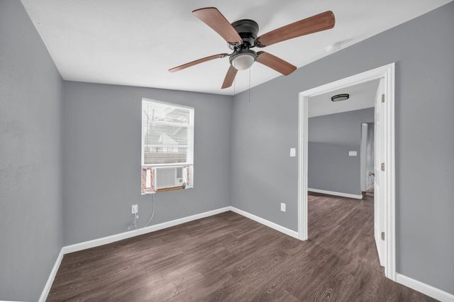 7919 Brays Street B, Houston, TX 77012