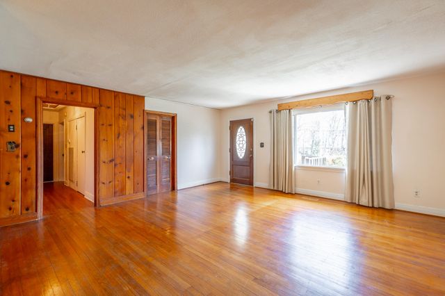 607 Carolina Avenue, Signal Mountain, TN 37377