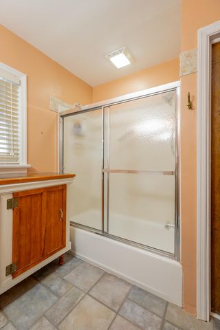 607 Carolina Avenue, Signal Mountain, TN 37377