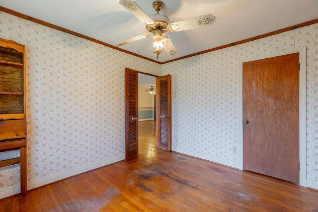 607 Carolina Avenue, Signal Mountain, TN 37377