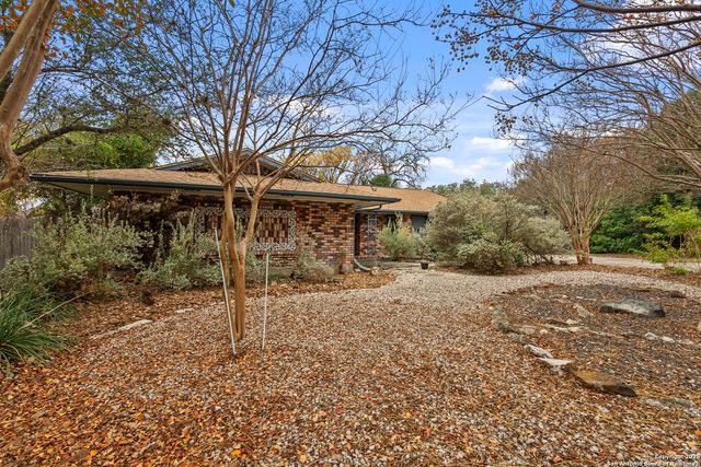 1438 Grey Oak, San Antonio, TX 78213