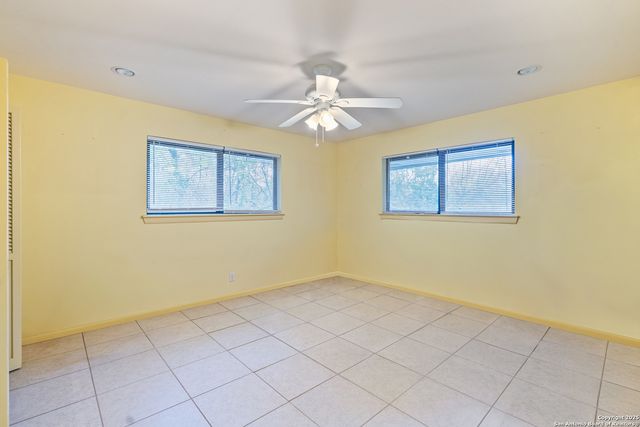 1438 Grey Oak, San Antonio, TX 78213