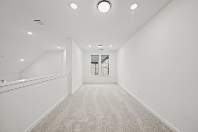 325 Fields Lane, Montgomery, TX 77316