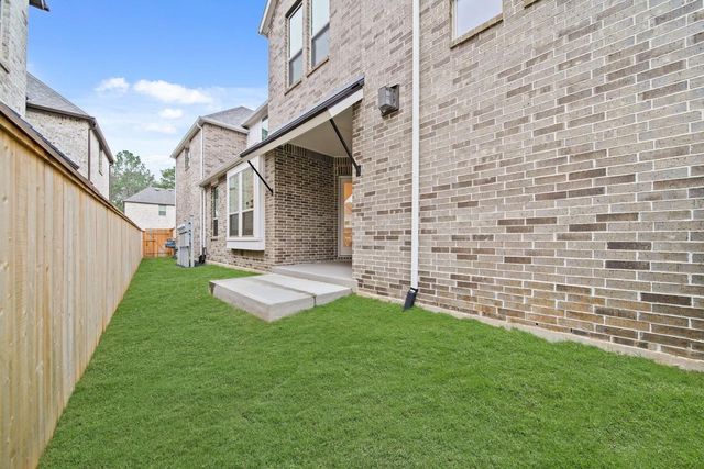 325 Fields Lane, Montgomery, TX 77316