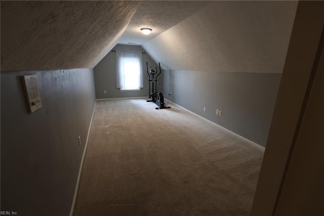 401 Rock Creek CT, Yorktown, VA 23693