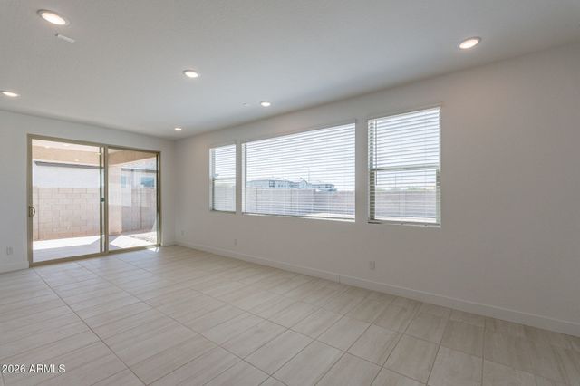 11937 W LUXTON Lane, Avondale, AZ 85323